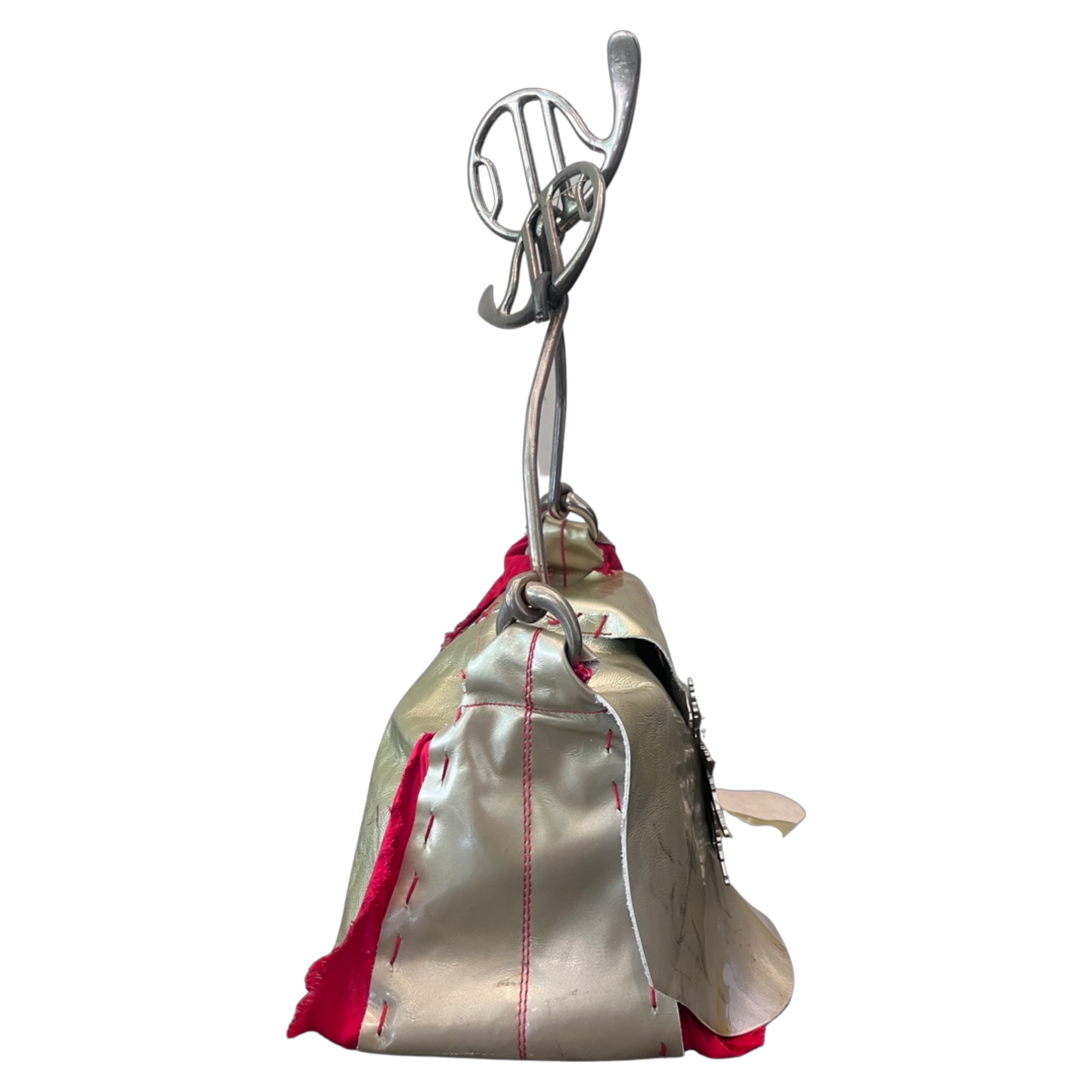 Manola's Bag in Gold Red